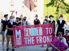 FLINT to the Front - Banner vom letzten Jahr mit Menschen