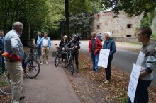 Foto: Münster Tube. Kritische Kriegerdenkmäler-Promenaden-Radtour mit Hugo Elkemann