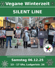 Viele Menschen mit Bildern aus der Tierhaltung in der Innenstadt